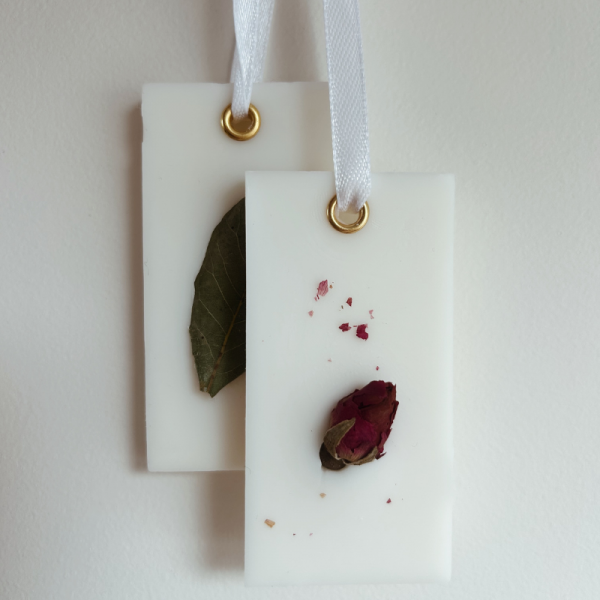 Perfumador de armarios de cera vegetal